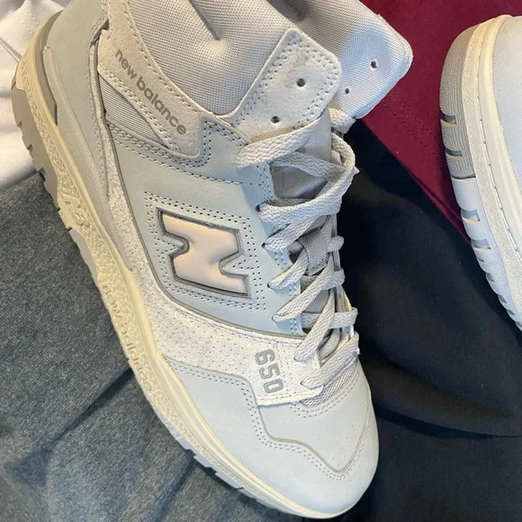New Balance 650 R Mid Light Aluminum Rain Cloud size 10.5